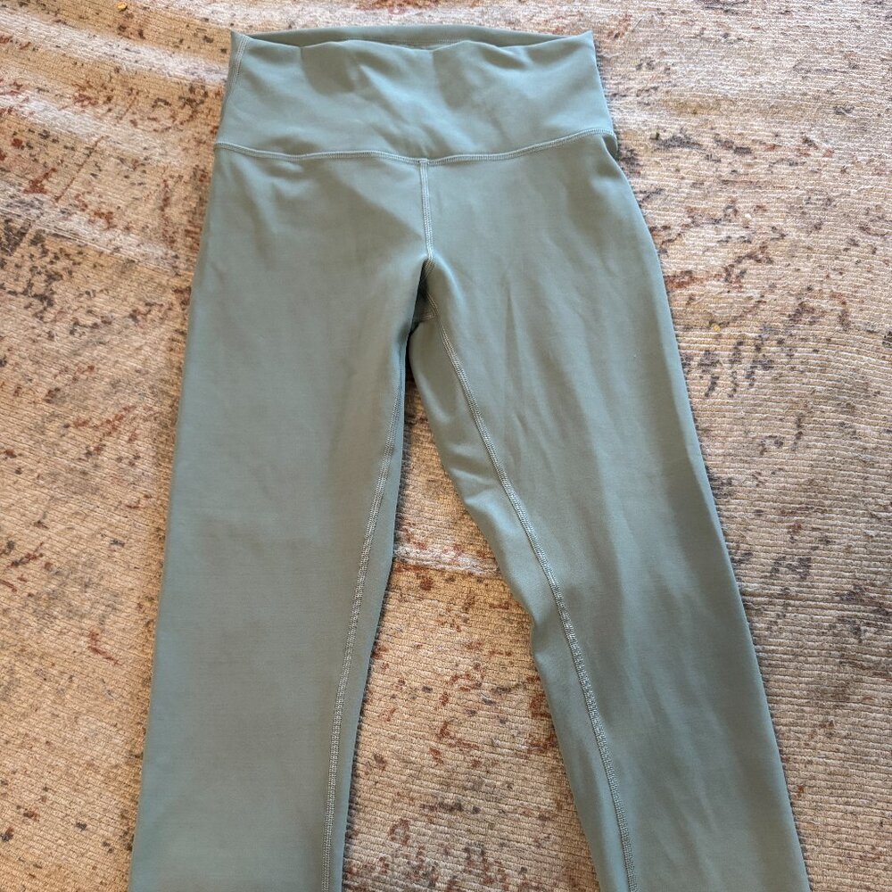 Lululemon High-Rise Wunder Under Leggings – Size 6 (Seafoam Green)